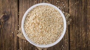 Oats vs Quinoa - A Boon For Health Freaks!